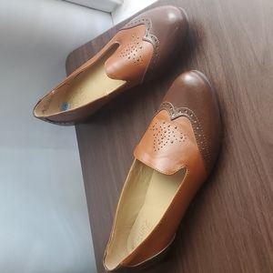 Naturalizer flats size 7.5 gently warn
